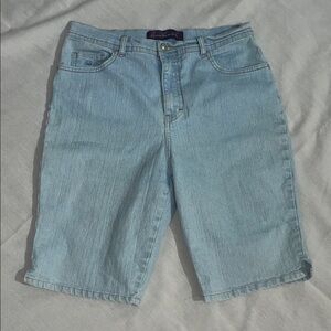Gloria Vanderbilt Amanda Bermuda Jean Shorts